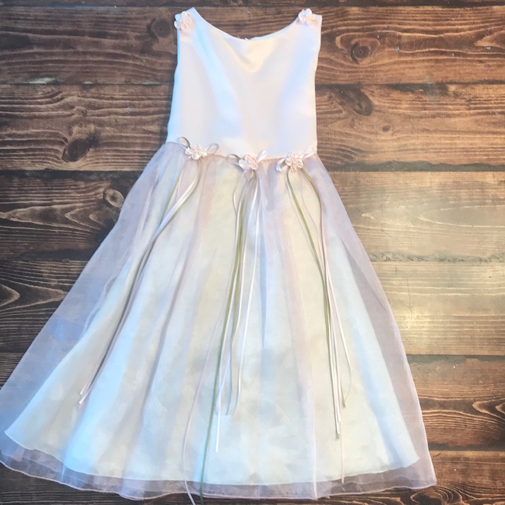 Girls dress